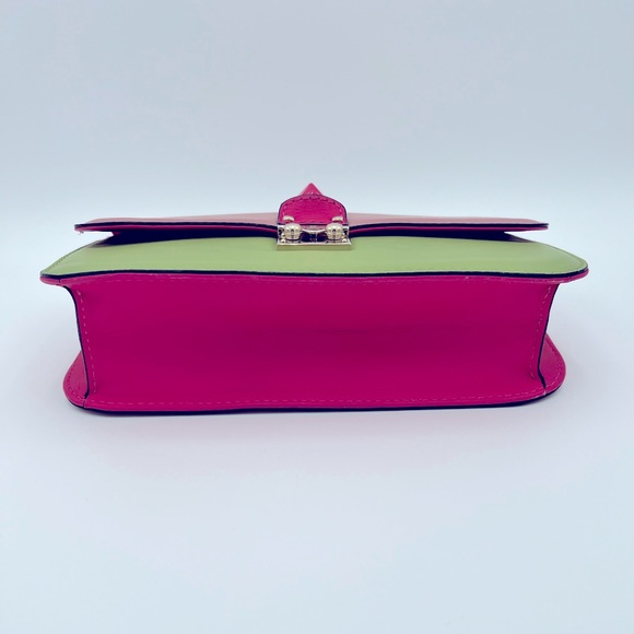 VALENTINO
Roman-Stud Leather Shoulder/Crossbody Bag. - Picture 4 of 9